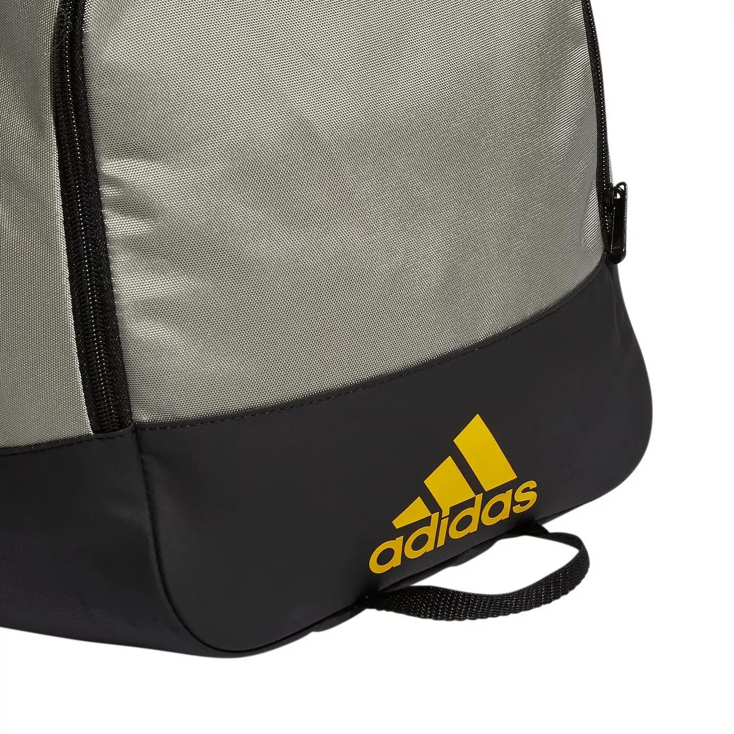 adidas Defender IV Medium Duffel Bag adidas