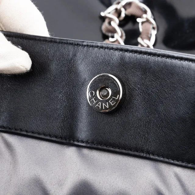 Black Logo Chain Shoulder Bag