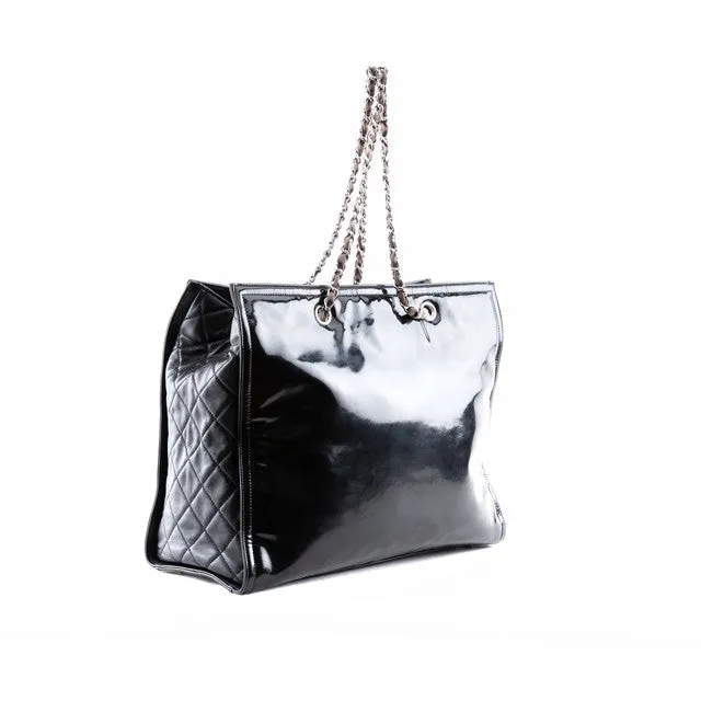 Black Logo Chain Shoulder Bag