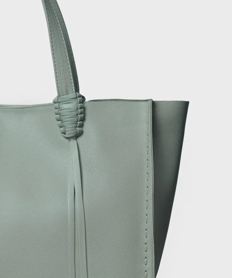 Tote 23 Grained Leather Pistachio